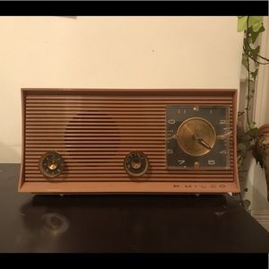 Vintage working Philco Radio